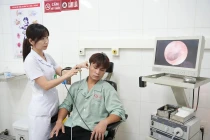  Giảm áp dây thần kinh số VII chữa liệt mặt sau chấn thương