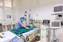 Kiểm soát nhiệt độ cứu trẻ ngạt, ngừng tim 20 phút sau sinh