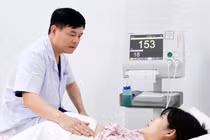 'Mắt thần' theo dõi thai kỳ nguy cơ cao