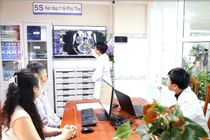 Sóng xung trị liệt mặt nhiều năm do đau dây thần kinh số 5