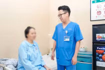 Tưởng rong kinh do mãn kinh, không ngờ u xơ tử cung kích thước 'khủng'