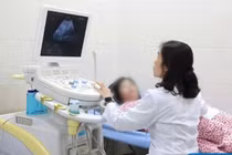 Can thiệp mạch cứu sản phụ đờ tử cung băng huyết sau sinh