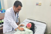 Chạy đua với tử thần cứu sản phụ thai ngoài tử cung vỡ, mất 2000 ml máu