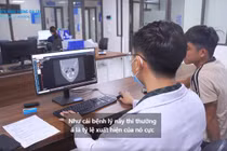 Bé 8 tuổi nghẹt mũi nhiều năm vì chiếc răng mọc lạc trong hốc mũi