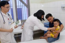 Hạ thân nhiệt chỉ huy cứu trẻ 2 tuổi đuối nước ngừng tim từ ở nhà