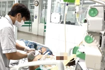 Nguy kịch vì nấm Aspergillus tấn công phổi sau cúm A