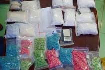 Vui cùng bạn bè, thiếu nữ 21 tuổi rối loạn tâm thần vì ma túy tổng hợp