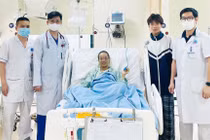 Bệnh nhân hôn mê do hàng tỷ virus viêm gan B trong máu