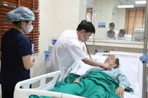 Đột ngột rơi vào hôn mê, người bệnh được cứu trong giờ vàng