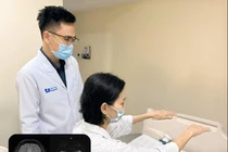 Tê liệt nửa người đi cấp cứu đột quỵ không ngờ bệnh 'giả đột quỵ'