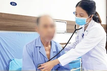 Ho kéo dài, người đàn ông tràn dịch màng tim nguy kịch vì biến chứng u phổi