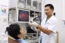 Hít thở bình thường sau 17 năm thở khó vì tịt cửa mũi sau