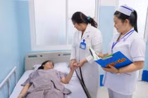 Sản phụ vượt qua thai kỳ hiếm gặp với biến chứng nguy hiểm 