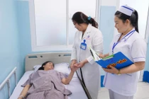 Sản phụ vượt qua thai kỳ hiếm gặp với biến chứng nguy hiểm 