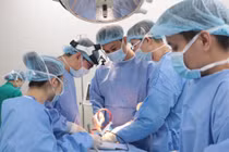 Hành trình miễn phí mang lại nụ cười cho trẻ dị tật vùng mặt