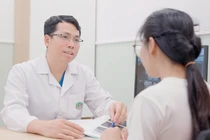 Mổ đẻ kết hợp bóc u xơ tử cung lớn, giảm nguy cơ vỡ tử cung