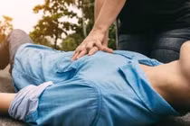 Phân biệt đột tử và đột quỵ, bí kíp cứu người trong tay