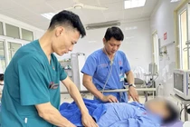 Sốc phản vệ nguy kịch do tự ý dùng thuốc chữa đau xương khớp