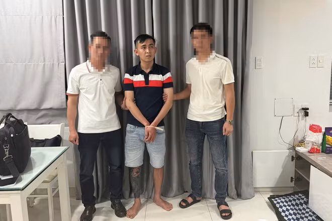 Đối tượng bị truy nã “sa lưới” cùng hơn 1,3kg ma túy