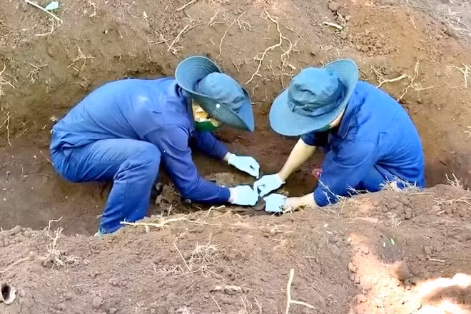 Quy tập 4 hài cốt liệt sĩ hi sinh tại nước bạn Lào