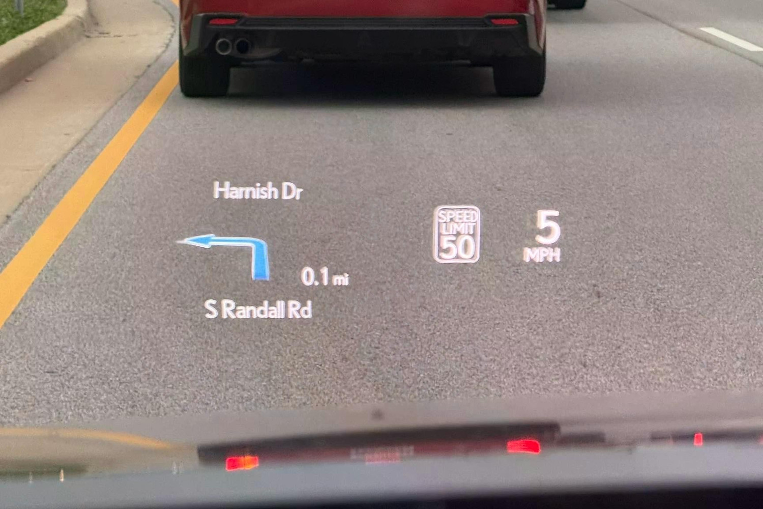 Android Auto experiences a serious bug that causes Google Maps to freeze.