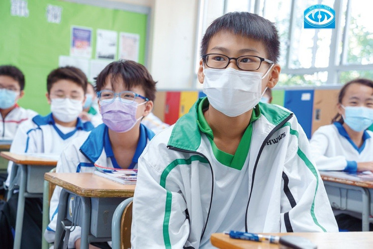 Trẻ cận thị ở khu vực thành phố cao hơn so với nông thôn. Ảnh minh họa/Internet