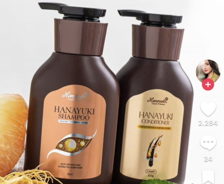 Cặp dầu gội, dầu xả Hanayuki - chai 300g từng được Đoàn Di Băng quảng cáo rầm rộ trên mạng xã hội. (Ảnh CAND).