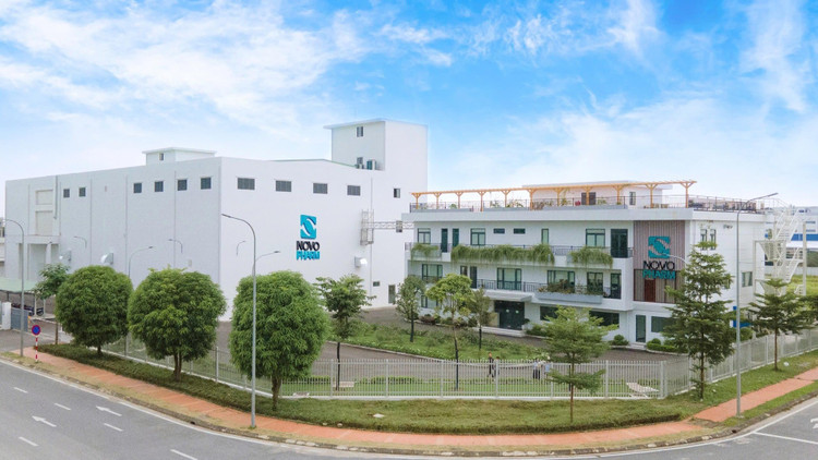 Phó Chủ tịch UBND TP. Đà Nẵng Nguyễn Thị Anh Thi đã ký quyết định xử phạt vi phạm hành chính đối với Công ty TNHH Novopharm (trụ sở chính tại Hà Nội) với tổng số tiền 220 triệu đồng/Ảnh thuongtruong.com.vn