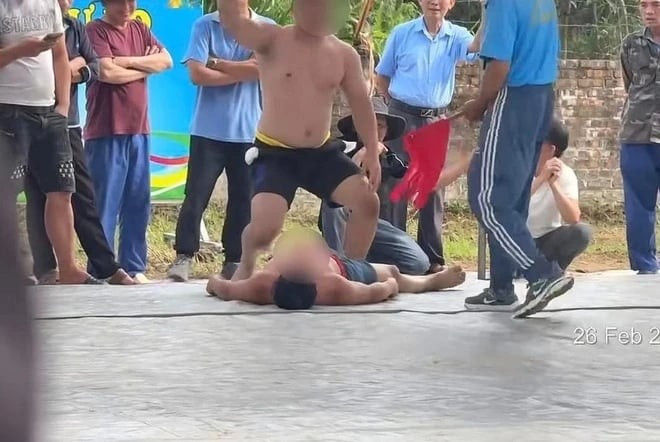 Vụ đô vật tử vong ở Hà Nội. Ảnh cắt từ clip/nguồn Danviet.vn