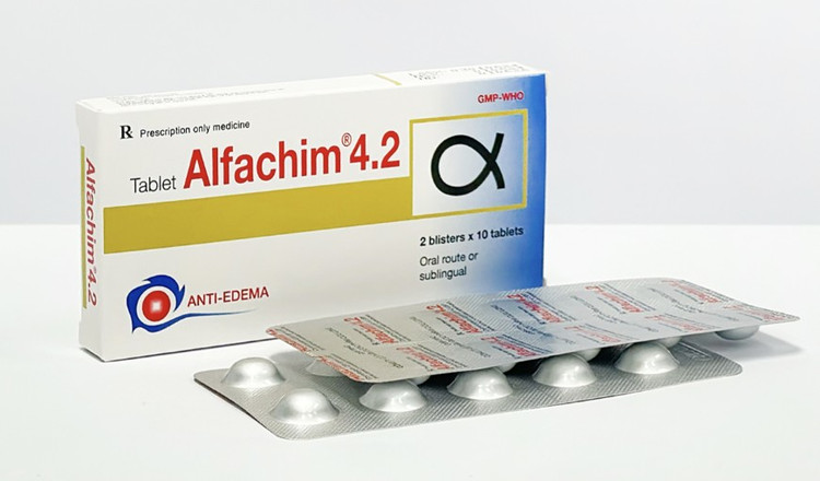 Một lô thuốc Alfachim 4.2 do Công ty Cổ phần Dược phẩm Cửu Long sản xuất buộc phải thu hồi trên toàn quốc. Ảnh: Dược Cửu Long
