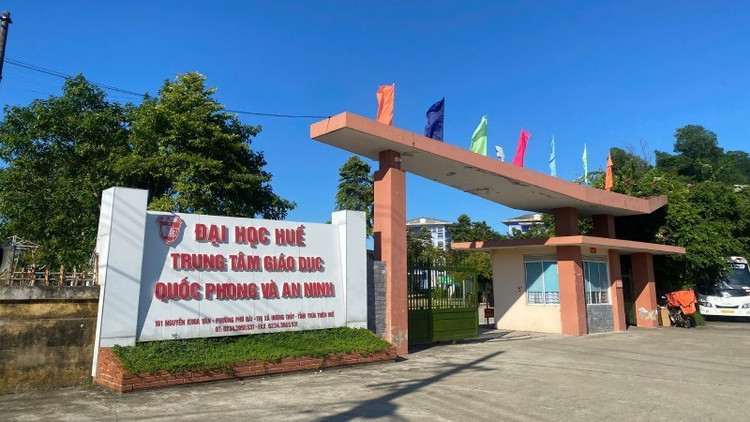 5 sinh viên nhập viện sau giờ ăn sáng tại Trung tâm/Ảnh nhandan.vn