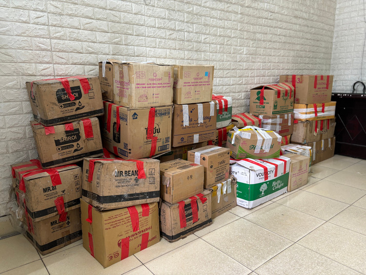 926 sản phẩm vi phạm bị tạm giữ. (Ảnh Chi cục QLTT tỉnh Hải Dương)