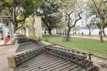 Hạ rào chắn, cải tạo vỉa hè Công viên Thống Nhất