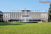 Những địa chỉ đỏ đầy ý nghĩa nên ghé thăm ở TP HCM dịp 30/4