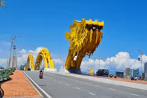 Năm Rồng kể chuyện cầu Rồng ở thành phố đáng sống nhất Việt Nam