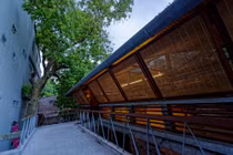 Báo Mỹ trầm trồ vì ngồi nhà gạch mộc độc đáo ở Hà Nội