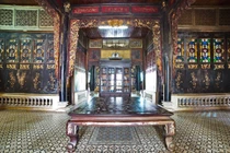 Cận cảnh biệt thự cổ 130 tuổi của đại gia buôn gạo nức tiếng một thời 