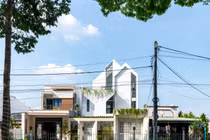 Ngôi nhà “không lo chán” ở Đồng Nai khiến báo Mỹ tấm tắc khen 