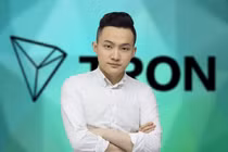 Chân dung đại gia chi 156 tỷ mua “quả chuối dán tường”