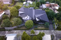 Ngôi nhà thiết kế như cánh diều chao lượn ở Đồng Nai 