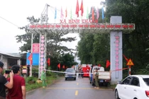 Huế: Tìm kiếm 2 nạn nhân cùng xe chở rác rơi xuống sông