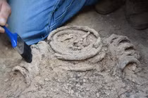 Phát hiện dấu vết xiềng xích tại mỏ vàng Ai Cập, lộ sự thật tàn bạo