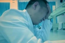 Bác sĩ thường xuyên chóng mặt, lắp camera phát hiện chuyện khủng khiếp 