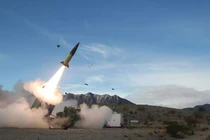 Ukraine đánh mạo hiểm, Nga đối mặt nguy cơ mới