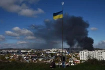 Kiev “hứng mưa” tên lửa, đại sứ quán nhiều nước báo động khẩn cấp