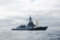 Cận cảnh tên lửa hành trình tầm bắn “siêu khủng” Tomahawk