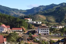 Nhiều sai sót cấp phép và quản lý xây dựng tại huyện Tu Mơ Rông