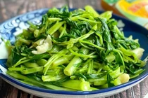 Ăn nhiều rau xanh có tốt không?