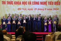 Hình ảnh Lễ vinh danh 135 trí thức KHCN tiêu biểu năm 2024