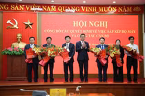 Quảng Bình bổ nhiệm, điều động nhiều lãnh đạo chủ chốt